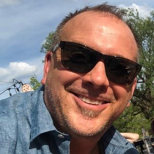 Meet your Posher, Todd